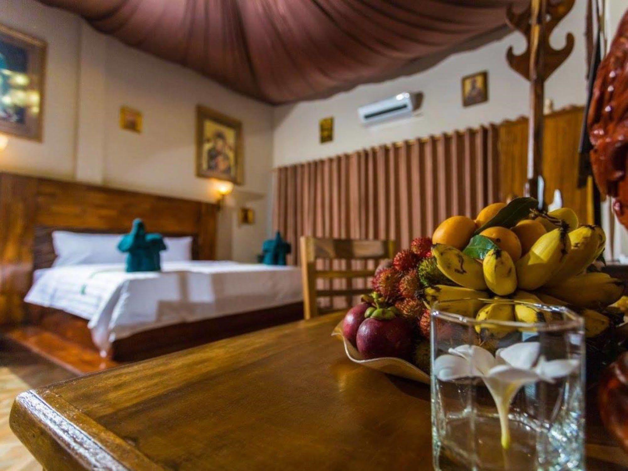 Domrai Boutique Hotel Sihanoukville Exterior photo